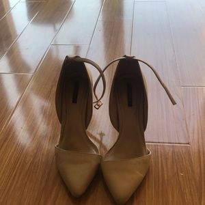 Nude heels